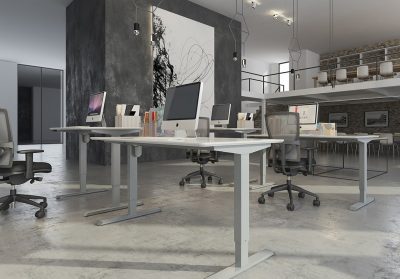 Electrically height adjustable desks